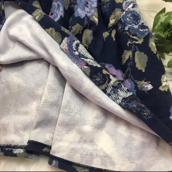 Lauren Conrad Floral Mini with Waist Bow Small - Picture 4 of 4